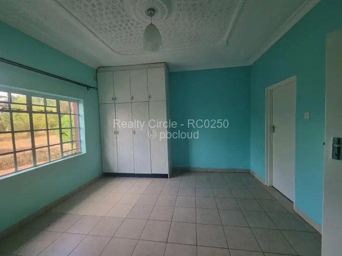 4 Bedroom House to Rent in Mount Pleasant