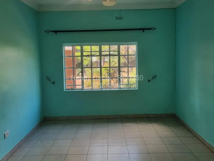 4 Bedroom House to Rent in Mount Pleasant