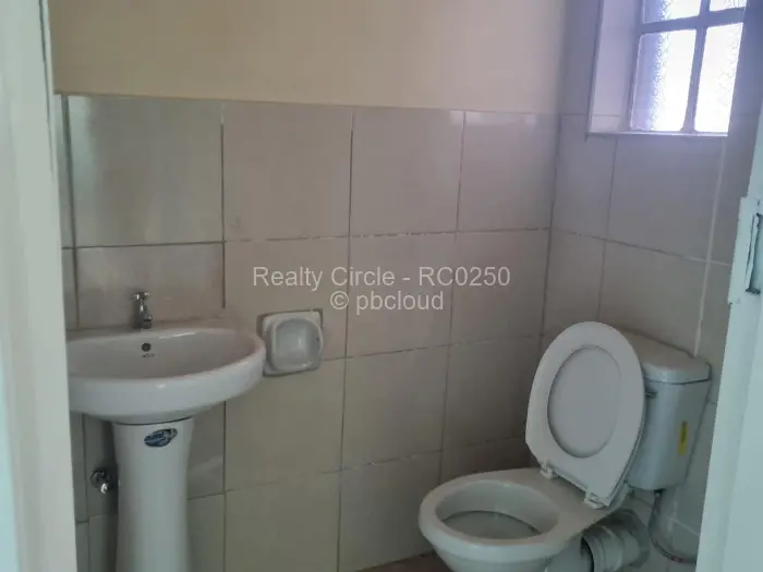 4 Bedroom House to Rent in Mount Pleasant