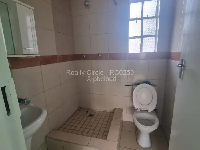 4 Bedroom House to Rent in Mount Pleasant