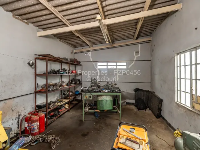 Industrial Stand for Sale in Ruwa, Ruwa