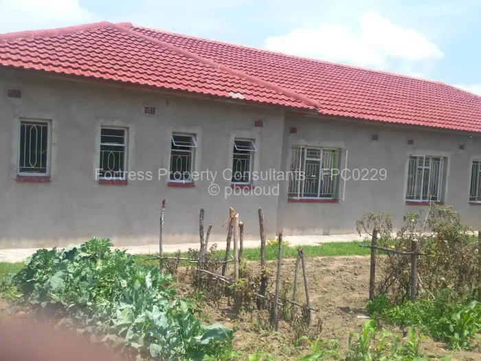 4 Bedroom House for Sale in Mabvuku, Harare