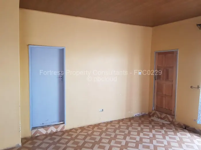 4 Bedroom House for Sale in Mabvuku, Harare