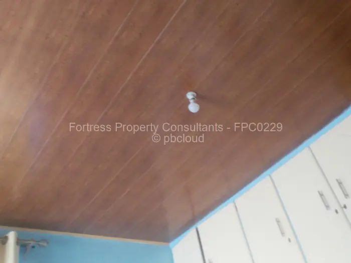 4 Bedroom House for Sale in Mabvuku, Harare