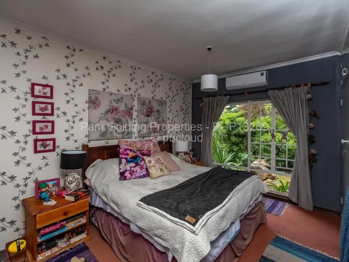 4 Bedroom House to Rent in Glen Lorne