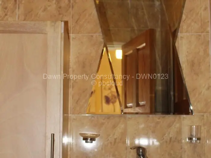 Townhouse/Cluster to Rent in Helensvale, Harare