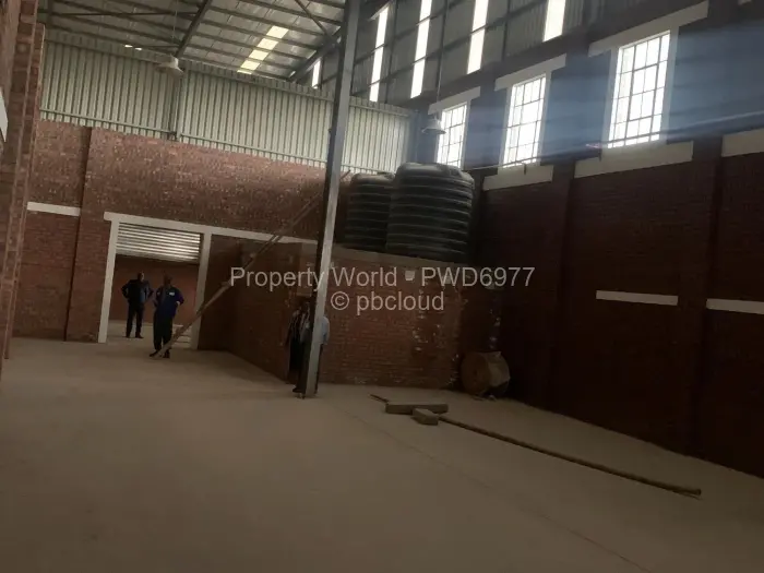 Warehouse/Industrial to Rent in Waterfalls, Harare