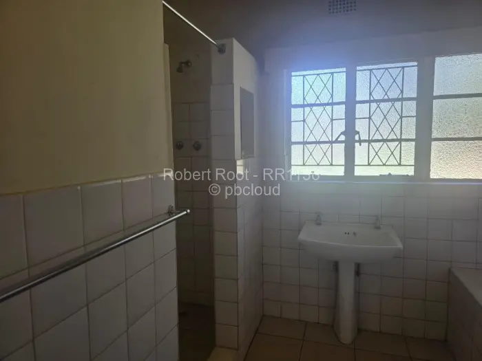 3 Bedroom House to Rent in Chisipite, Harare