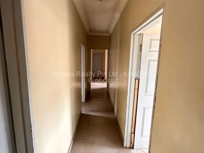 4 Bedroom House for Sale in Glen View, Harare