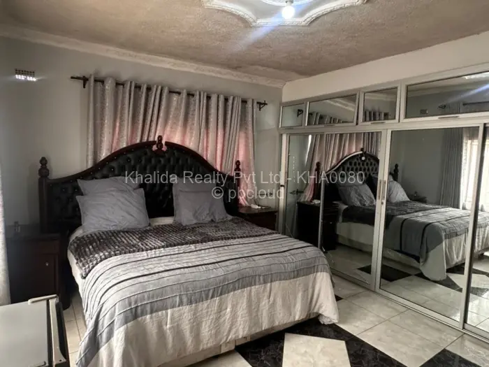 4 Bedroom House for Sale in Glen View, Harare
