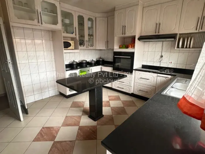 4 Bedroom House for Sale in Glen View, Harare