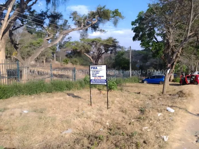 Commercial Stand for Sale in Glen Lorne, Harare