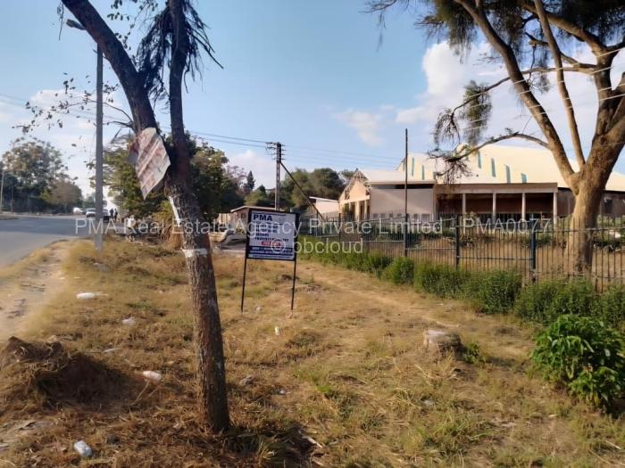 Commercial Stand for Sale in Glen Lorne, Harare