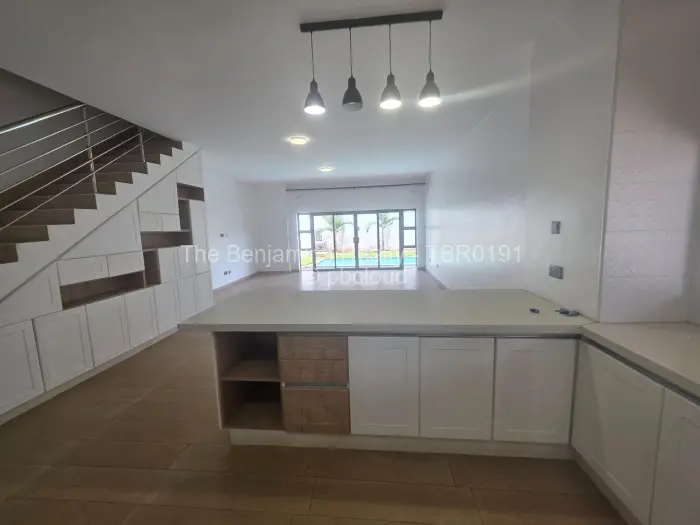 Townhouse/Cluster to Rent in Avondale, Harare