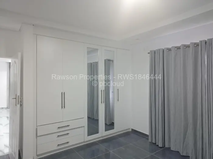 Townhouse/Cluster to Rent in Greendale