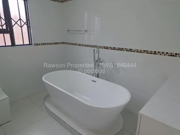 Townhouse/Cluster to Rent in Greendale