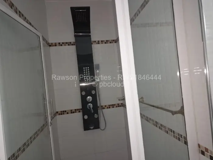 Townhouse/Cluster to Rent in Greendale