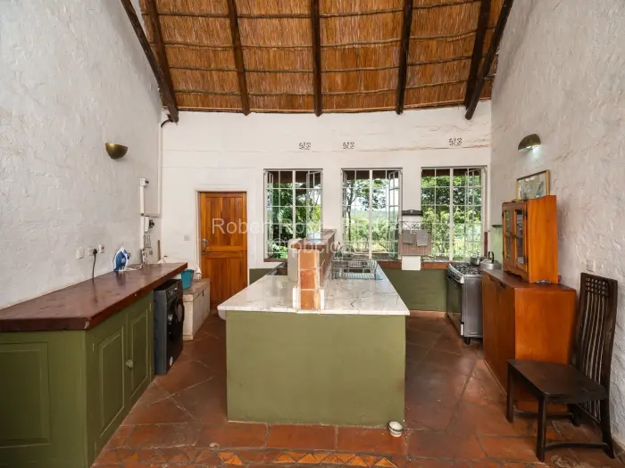 6 Bedroom House for Sale in Shawasha Hills, Harare