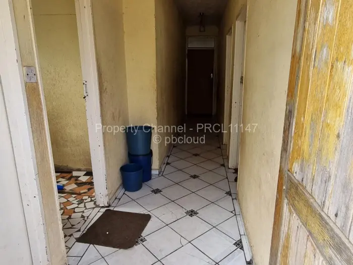 4 Bedroom House for Sale in Chitungwiza, Chitungwiza