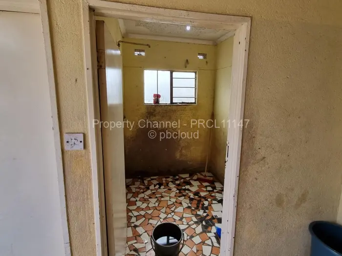 4 Bedroom House for Sale in Chitungwiza, Chitungwiza