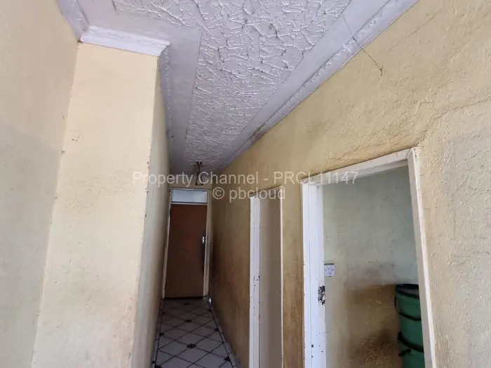 4 Bedroom House for Sale in Chitungwiza, Chitungwiza