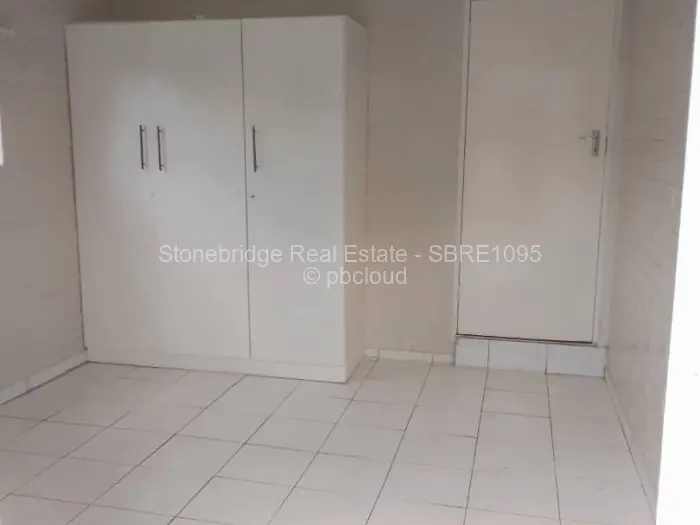 2 Bedroom House to Rent in Sunning Hill, Bulawayo