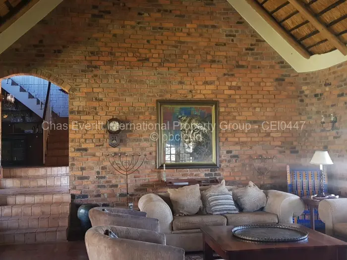 5 Bedroom House for Sale in Hogerty Hill, Harare