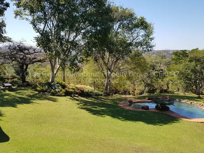5 Bedroom House for Sale in Hogerty Hill, Harare