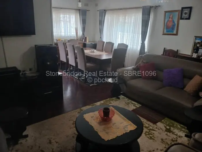 3 Bedroom House for Sale in Paddonhurst, Bulawayo