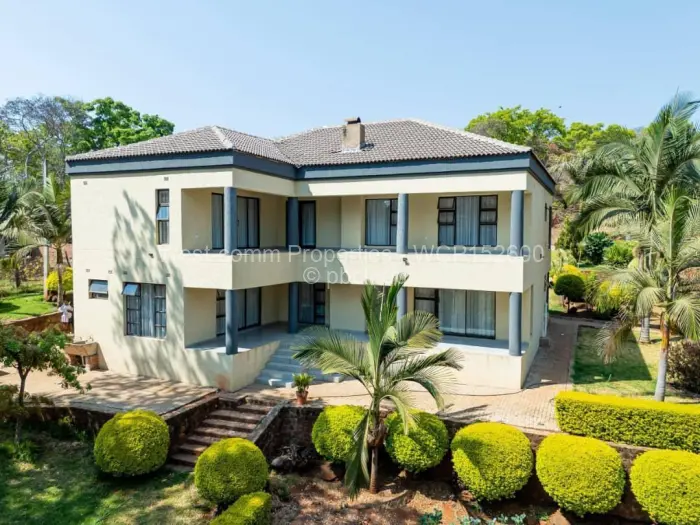 6 Bedroom House for Sale in Glen Lorne, Harare