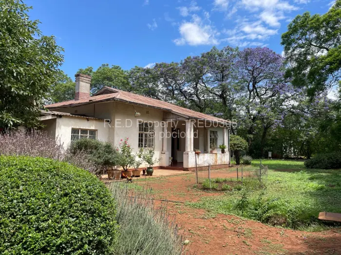 5 Bedroom House for Sale in Suburbs, Bulawayo