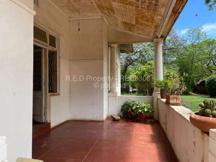 5 Bedroom House for Sale in Suburbs, Bulawayo
