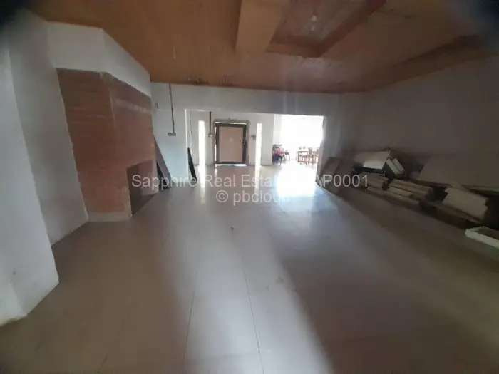 5 Bedroom House for Sale in Burnside, Bulawayo