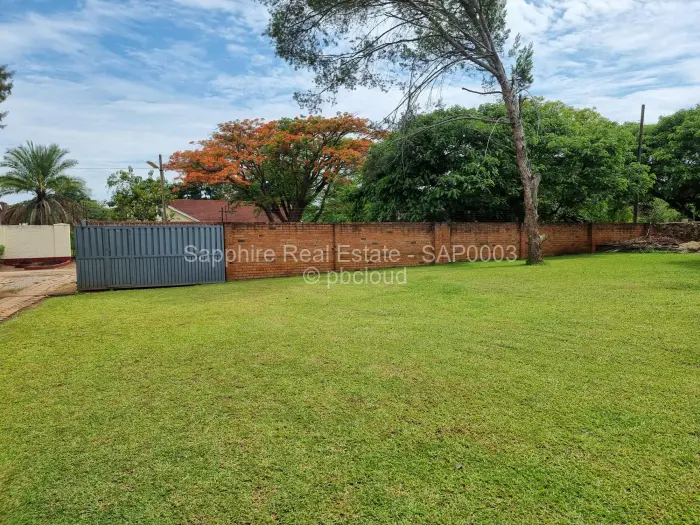 3 Bedroom House for Sale in Ilanda, Bulawayo