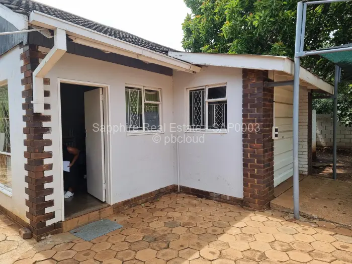 3 Bedroom House for Sale in Ilanda, Bulawayo
