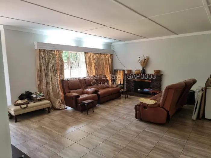 3 Bedroom House for Sale in Ilanda, Bulawayo