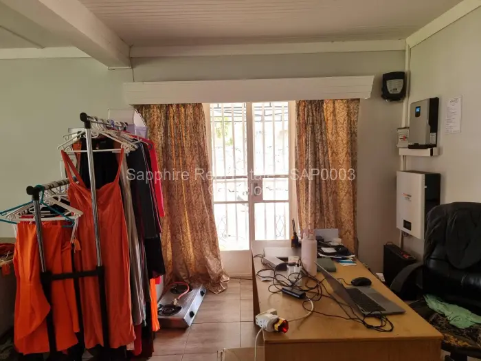 3 Bedroom House for Sale in Ilanda, Bulawayo