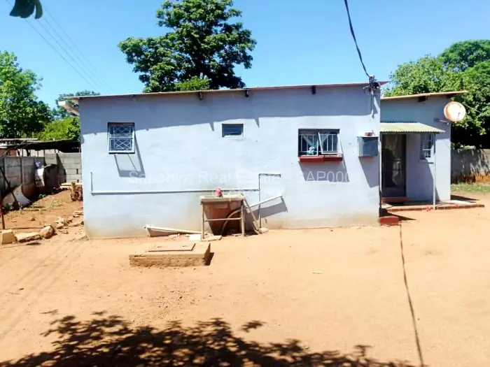 4 Bedroom House for Sale in Queens Park East, Bulawayo