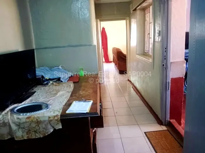 4 Bedroom House for Sale in Queens Park East, Bulawayo