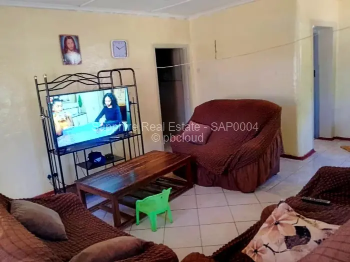 4 Bedroom House for Sale in Queens Park East, Bulawayo