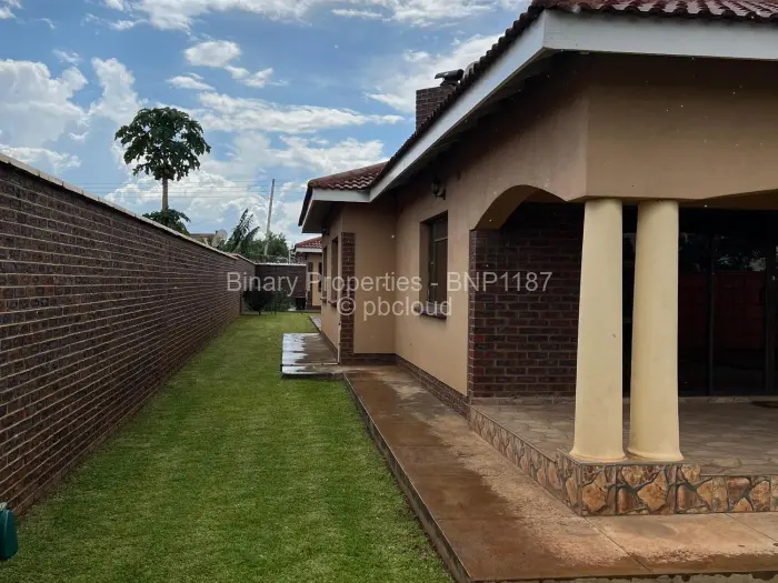 5 Bedroom House to Rent in Westgate, Harare