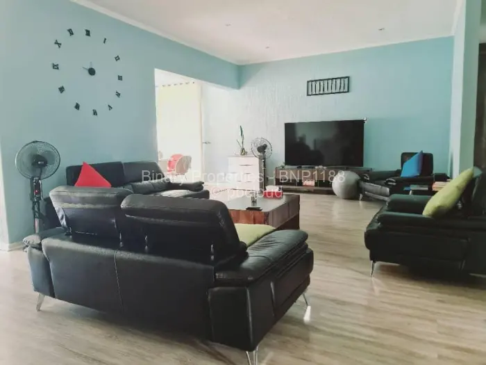 Townhouse/Cluster to Rent in Newlands