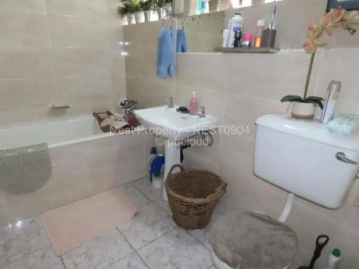 4 Bedroom House to Rent in Glen Lorne