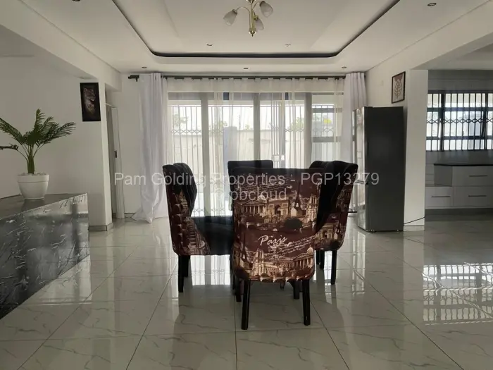 7 Bedroom House to Rent in Crowhill Views, Harare