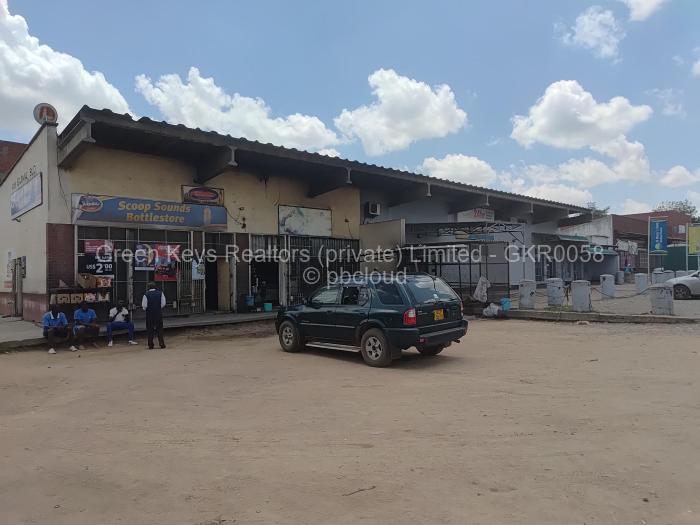 Retail/Shop for Sale in Chitungwiza, Chitungwiza