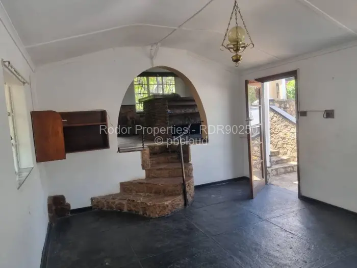 House for Sale in Fortunes Gate, Bulawayo