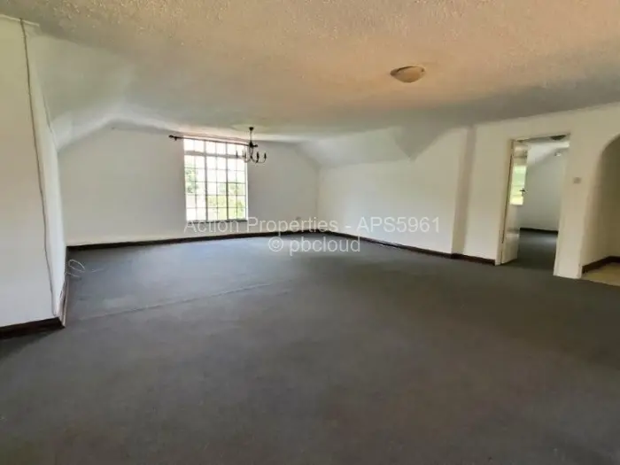 Townhouse/Cluster to Rent in Helensvale, Harare