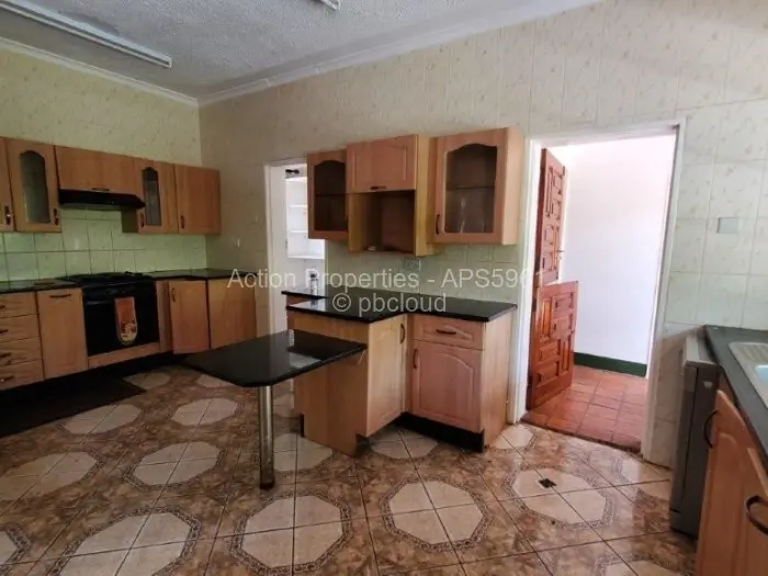 Townhouse/Cluster to Rent in Helensvale, Harare