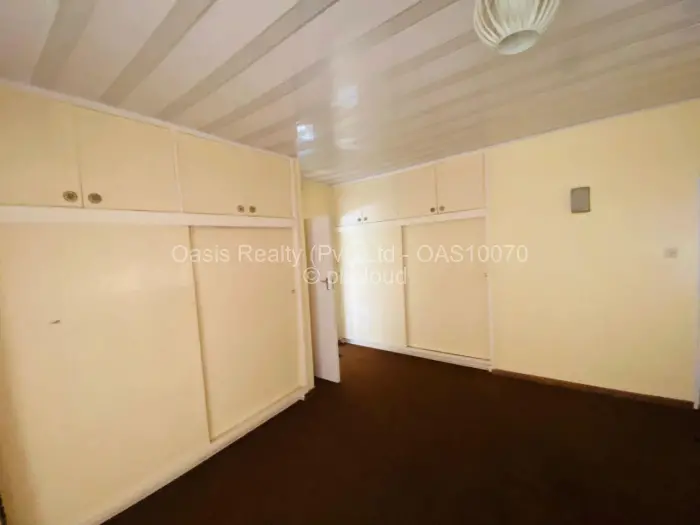 2 Bedroom House to Rent in Chadcombe, Harare