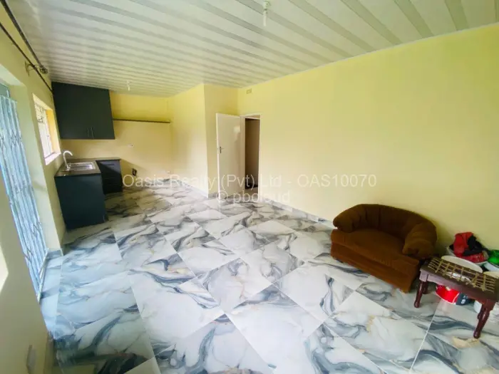 2 Bedroom House to Rent in Chadcombe, Harare